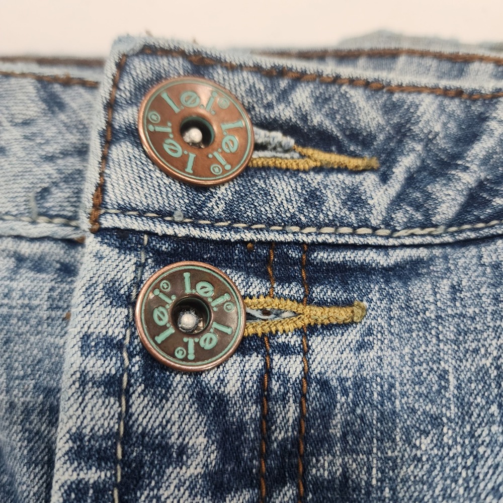 Vintage LEI Sophia Hiphugger Jeans Y2K Embroidered Low Rise Light Wash Size 18 - Picture 7 of 13